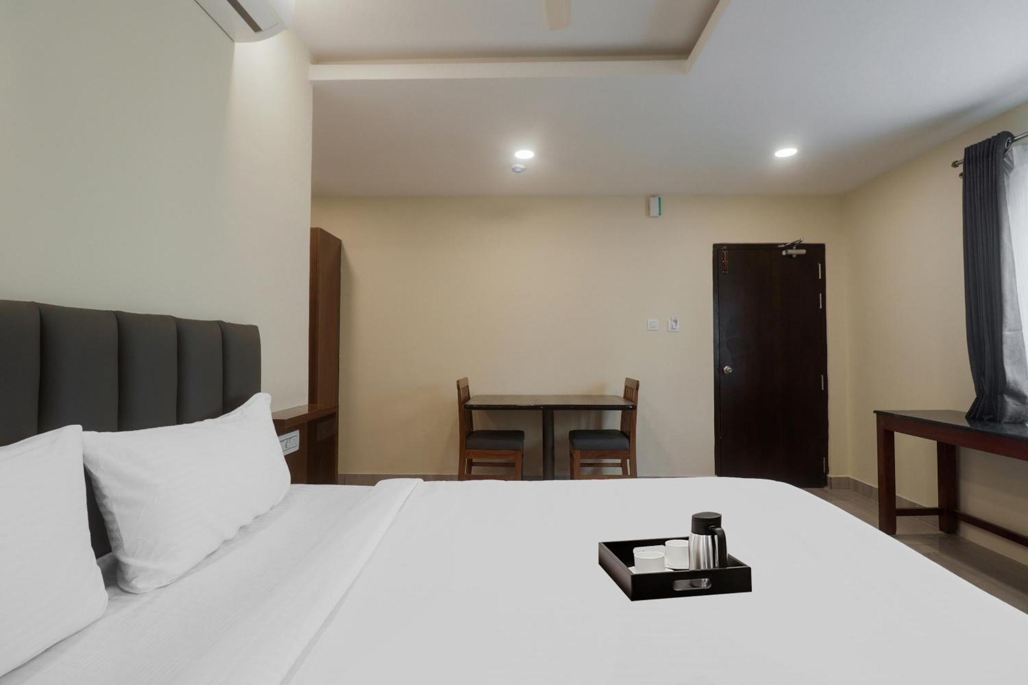Townhouse Dj Grand Otel Tirupati Dış mekan fotoğraf
