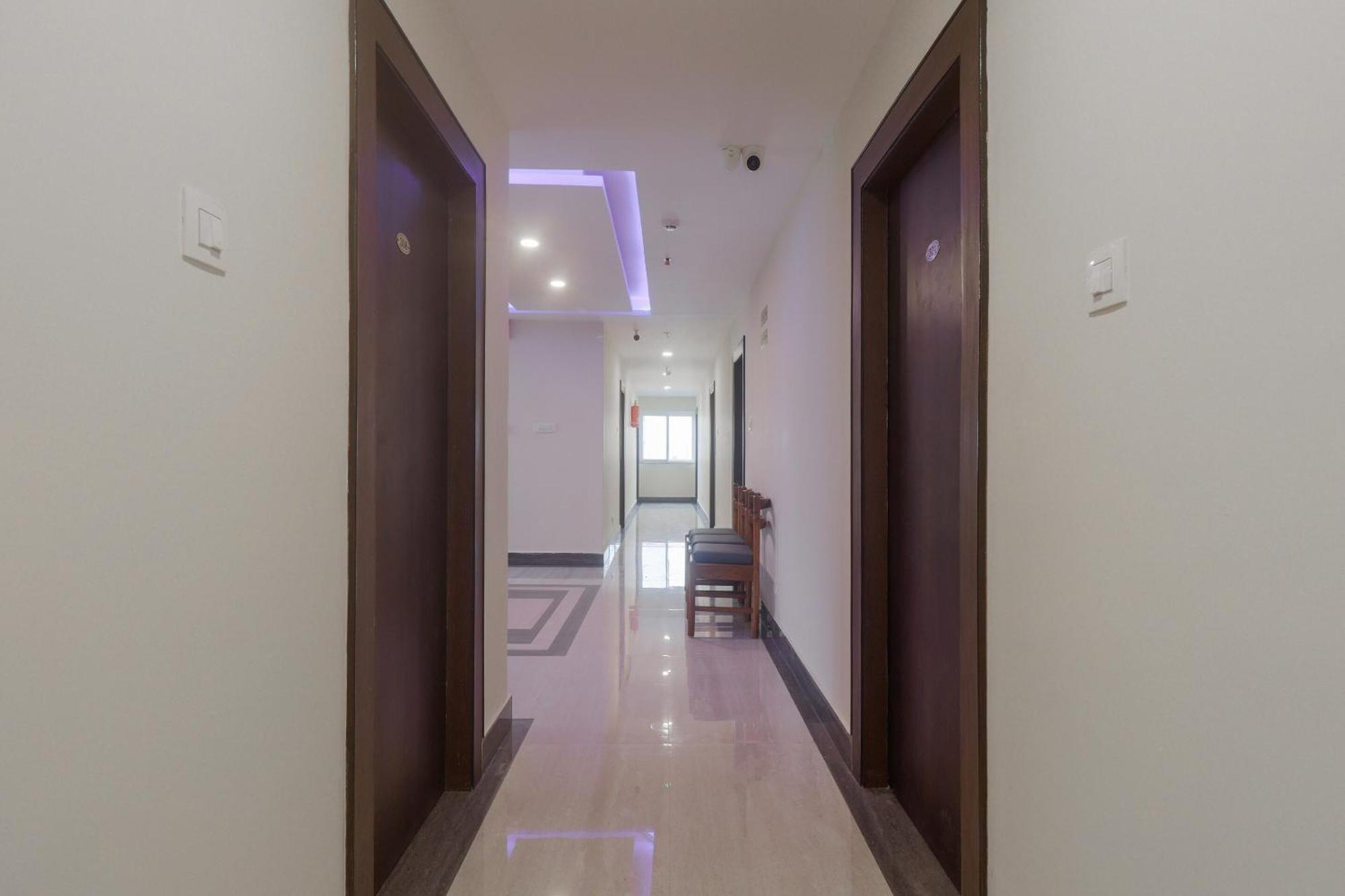 Townhouse Dj Grand Otel Tirupati Dış mekan fotoğraf