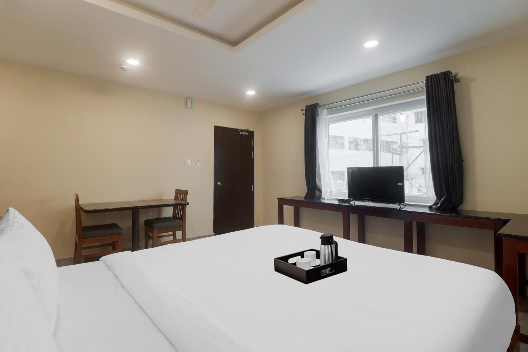 Townhouse Dj Grand Otel Tirupati Dış mekan fotoğraf